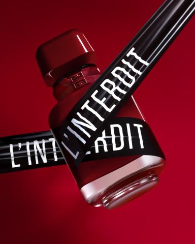 LAISSEZ-VOUS ENVOÛTER PAR L’INTERDIT ROUGE ULTIME GIVENCHY