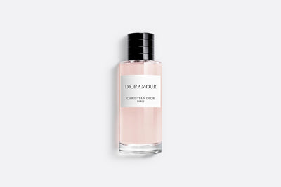Dioramour